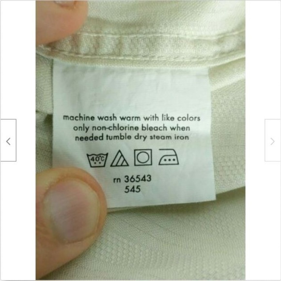 BCBG Maxazria Men's Cream Dress Shirt Extra Large 17 34/35 - Picture 5 of 5